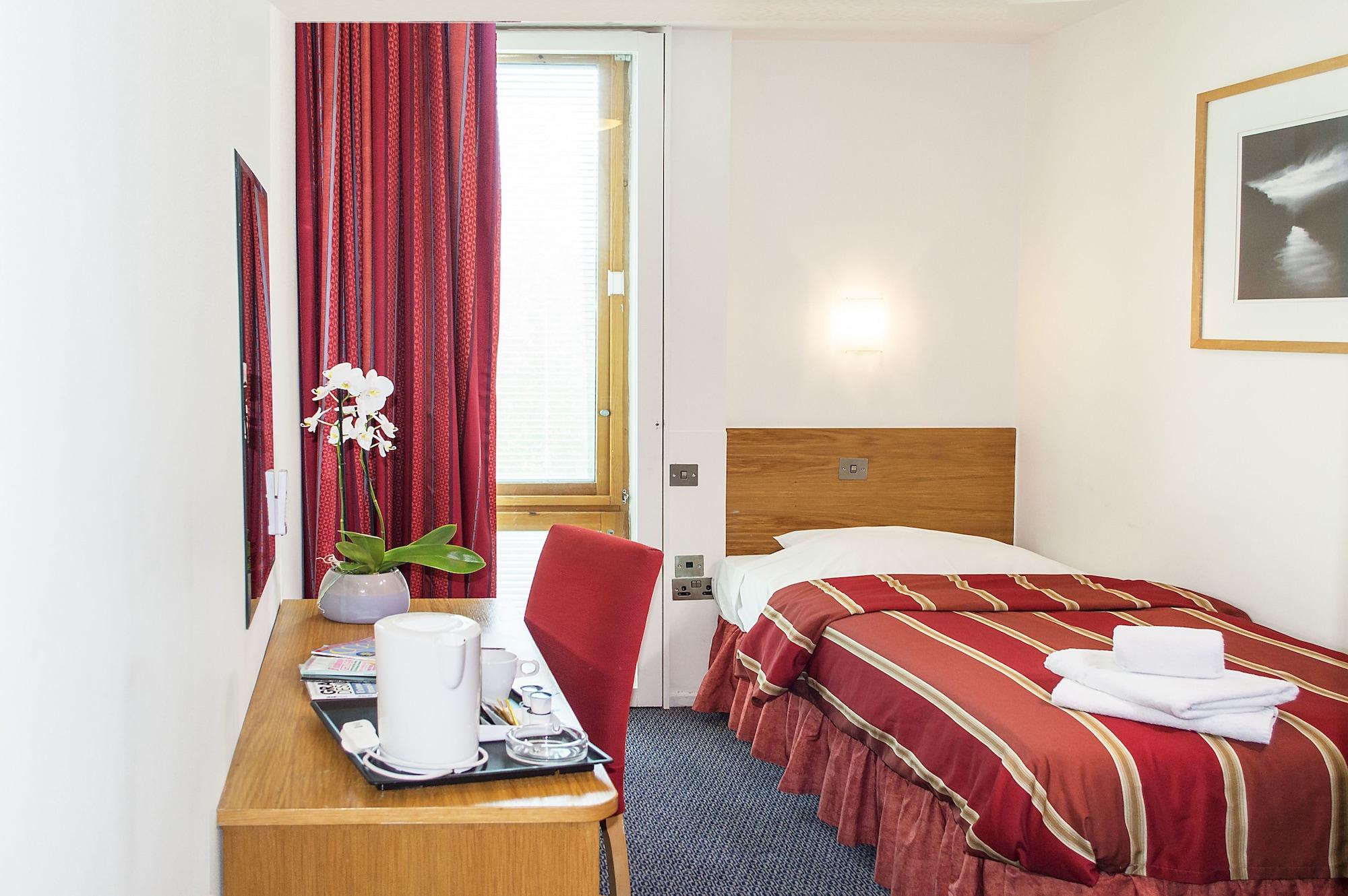 Hotel St Giles Heathrow - A St Giles Feltham