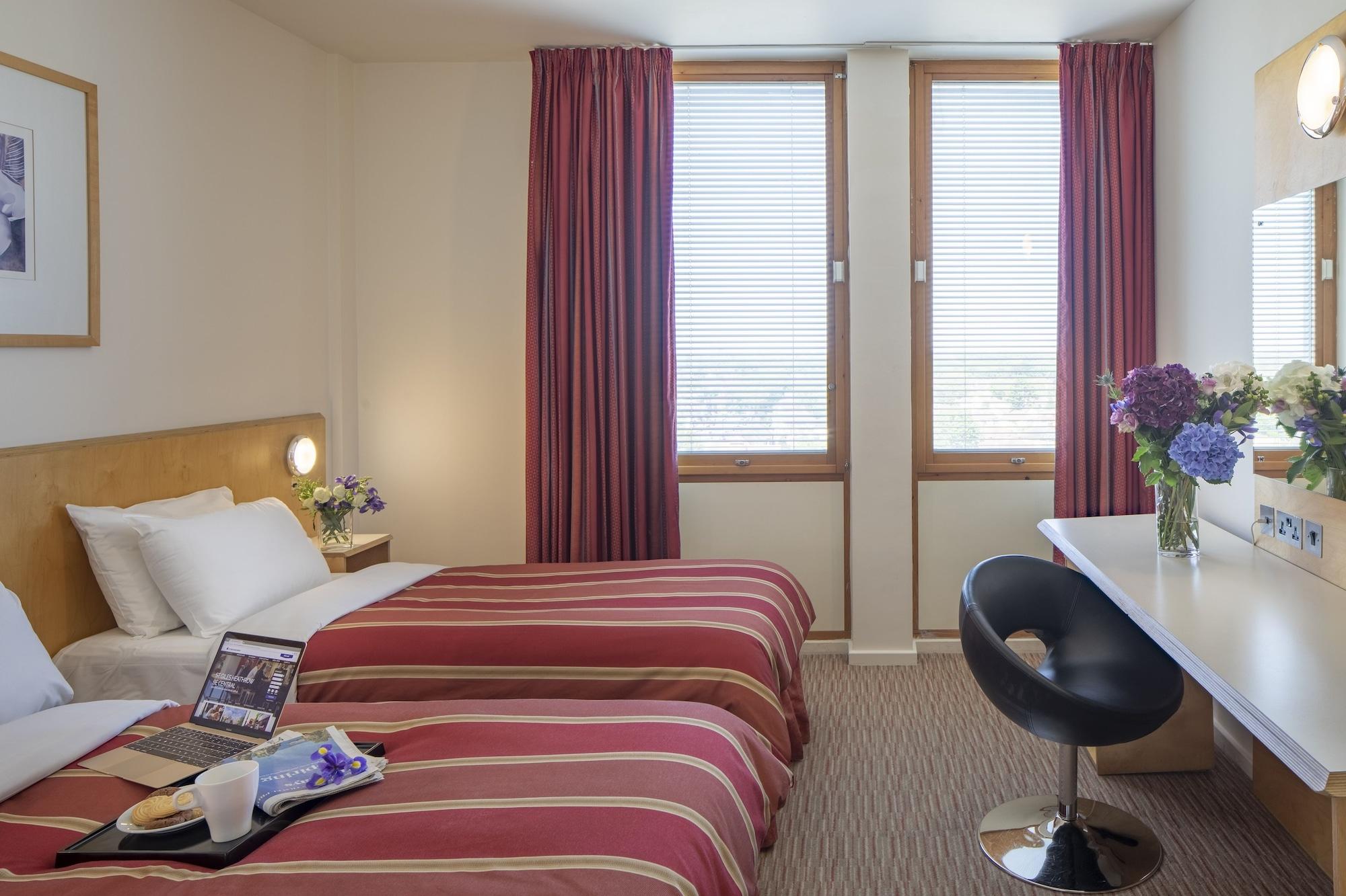 Hotel St Giles Heathrow - A St Giles