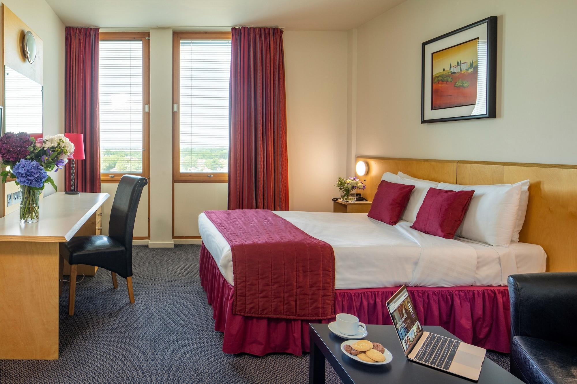 St Giles Heathrow - A St Giles Hotel