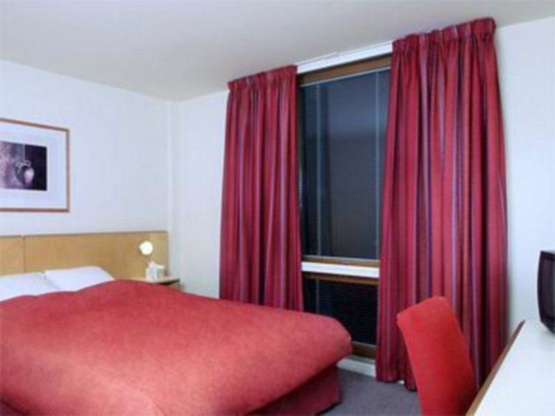 Hotel St Giles Heathrow - A St Giles
