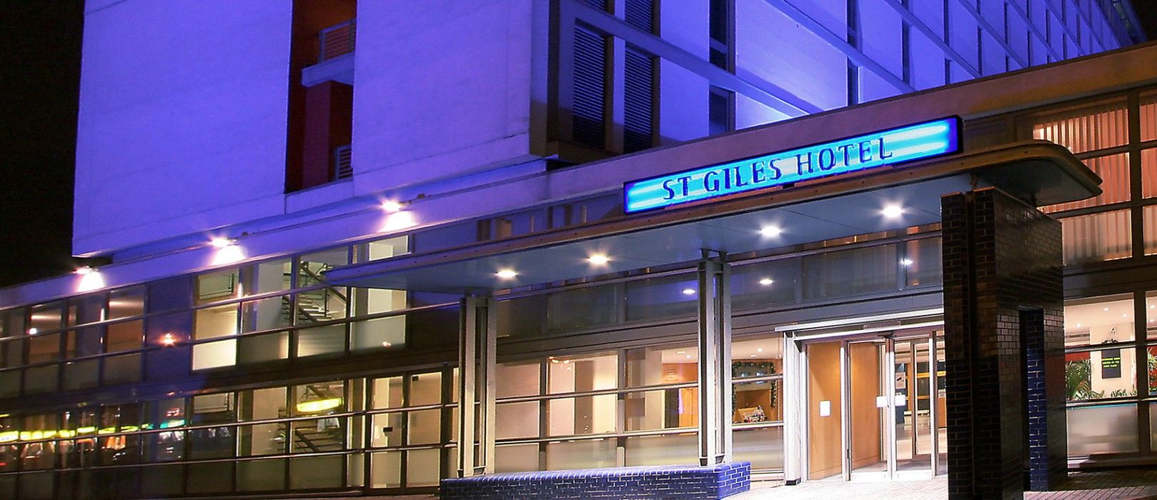 St Giles Heathrow - A St Giles 3* Feltham