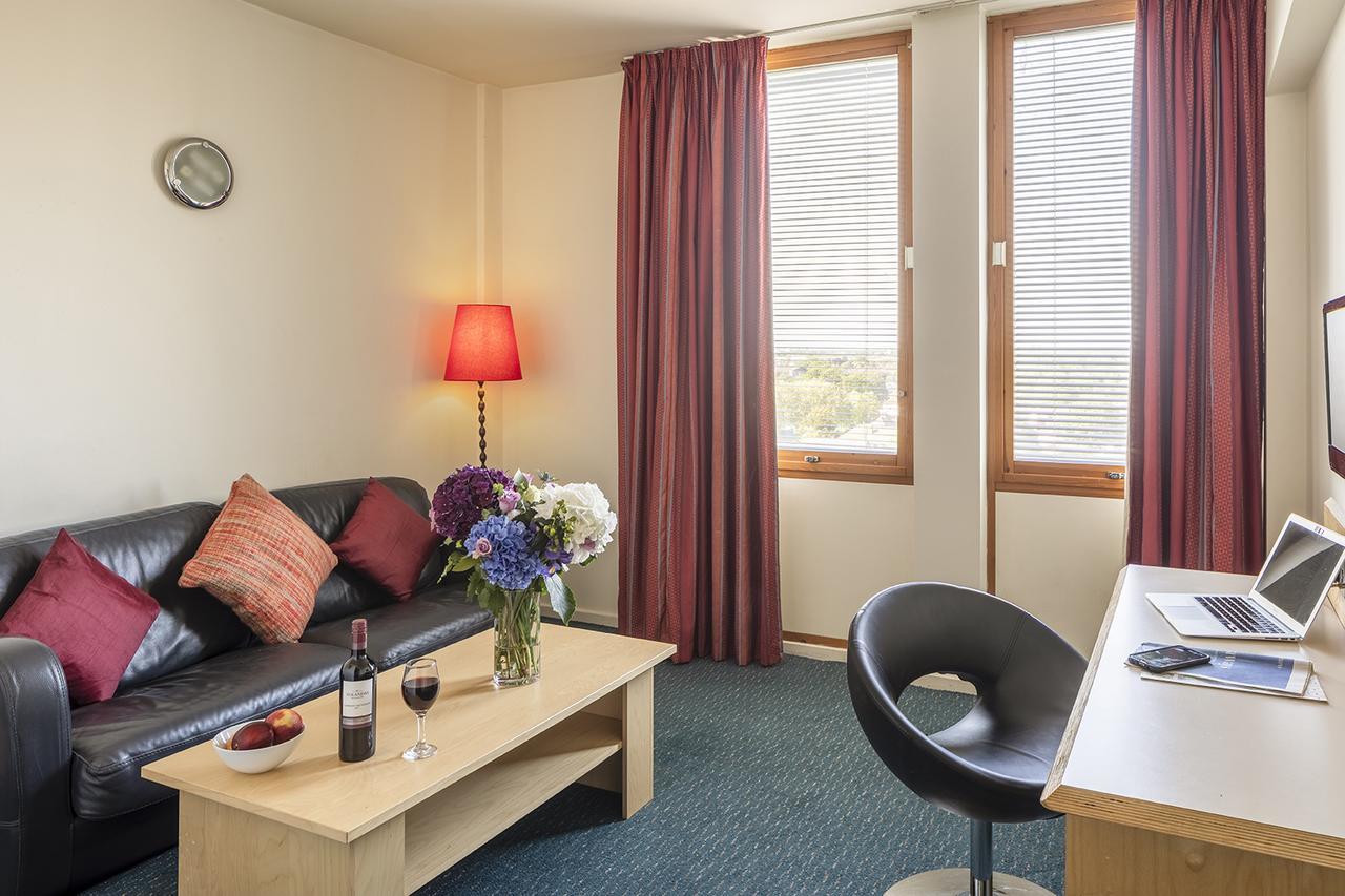 St Giles Heathrow - A St Giles 3* Feltham