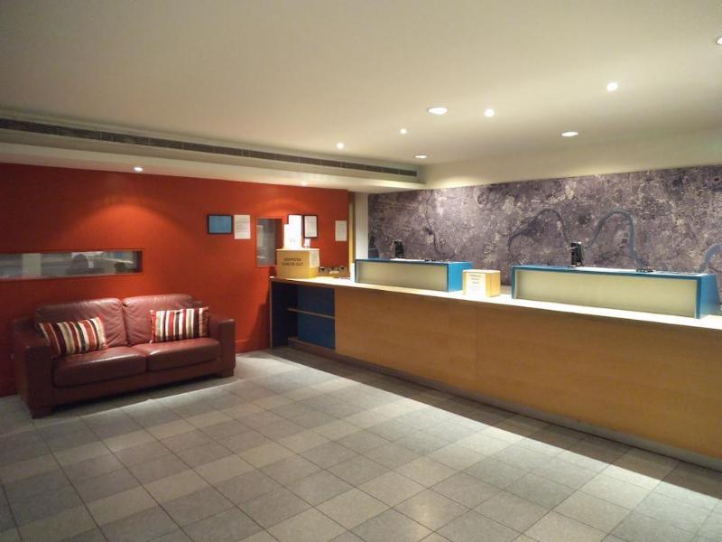 Hotel St Giles Heathrow - A St Giles